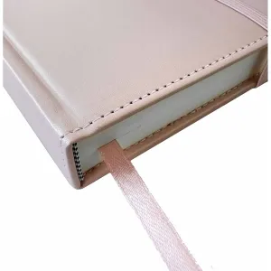 Kalendarz książkowy (terminarz) DZIENNY LUX metalic B6 Avanti (KKB6DL)