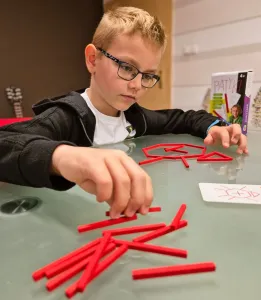 Zabawka kreatywna MONTESSORI -  PATYKI Multigra