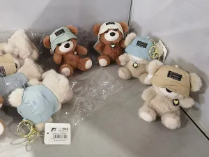 Brelok pluszowy miś w czapce Adar (627451)